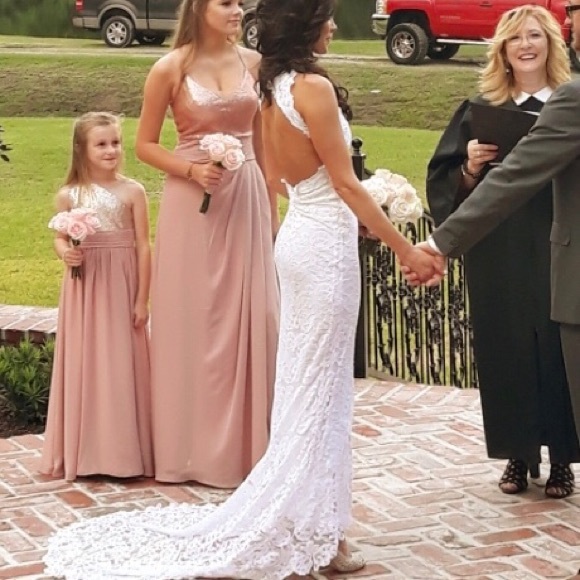 Grace Loves Lace Wedding Dress - Picture 10 of 16